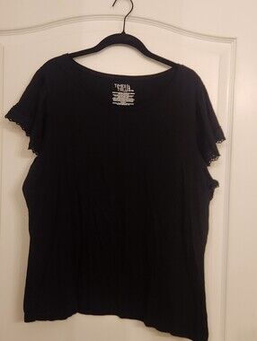 Time and Tru Black Short Sleeve Eyelet Flutter Top